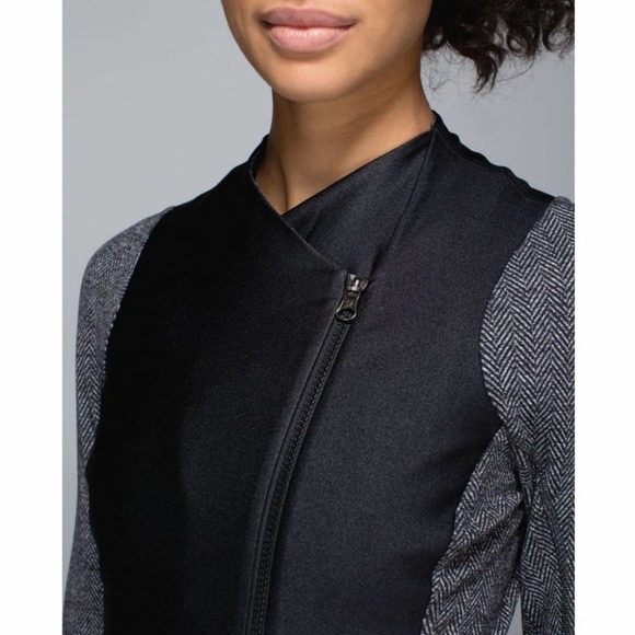 Lululemon Emerge Renewed Asymmetrical-Zip Moto Jacket in Black Herringbone - Picture 4 of 9